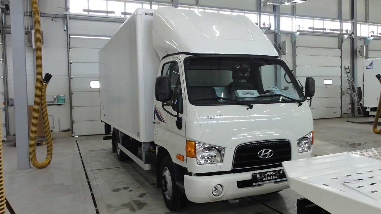Hyundai HD78 Автофургон с гидробортом