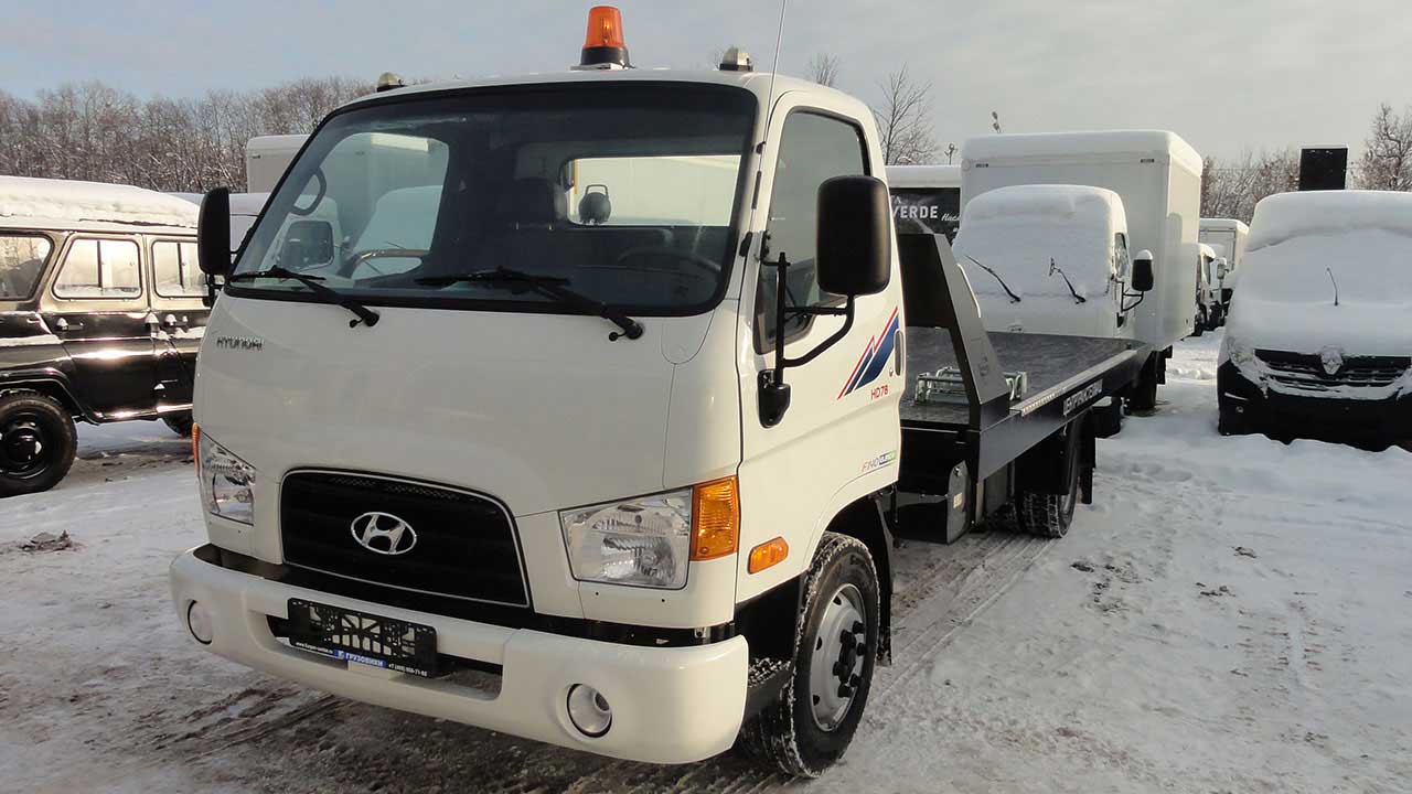 Хендай 78 Эвакуатор оборудованный лебедкой