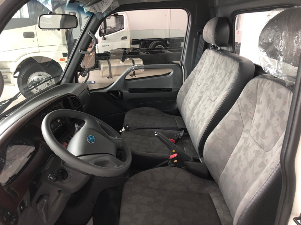 Хёндэ HD35 Фургон - салон грузового авто